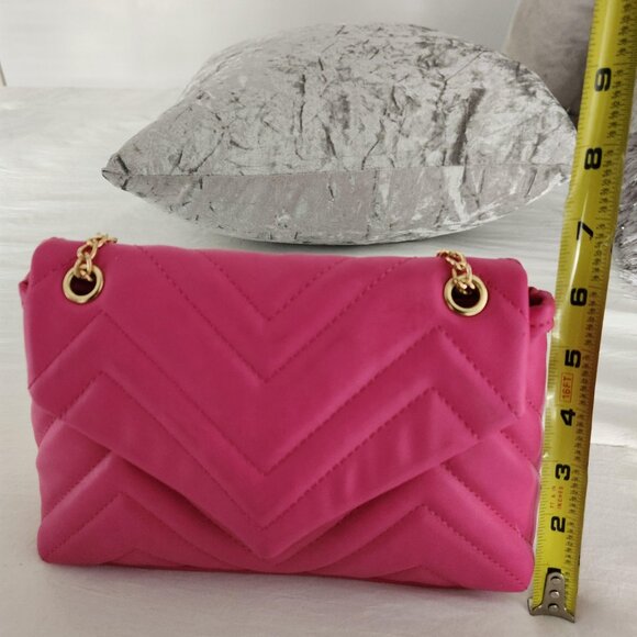 Pink Quilted Crossbody Bag NWOT - Picture 6 of 13
